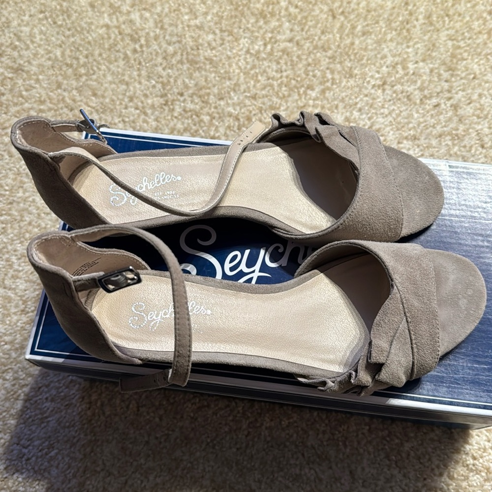 Seychelles Coffee Taupe Suede Wedge Heels